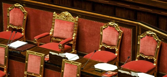 gioco e politica sono davvero distanti e qualcosa sotto esiste che non riusciamo a comprendere